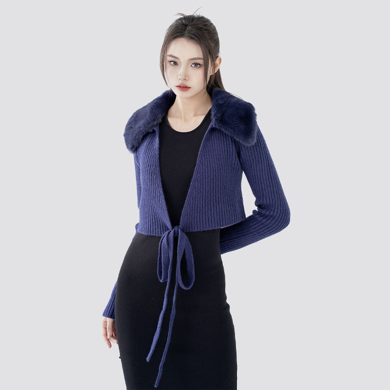 Cara Menggayakan Kardigan Bertali Lapel Bulu untuk Pakaian Musim Sejuk